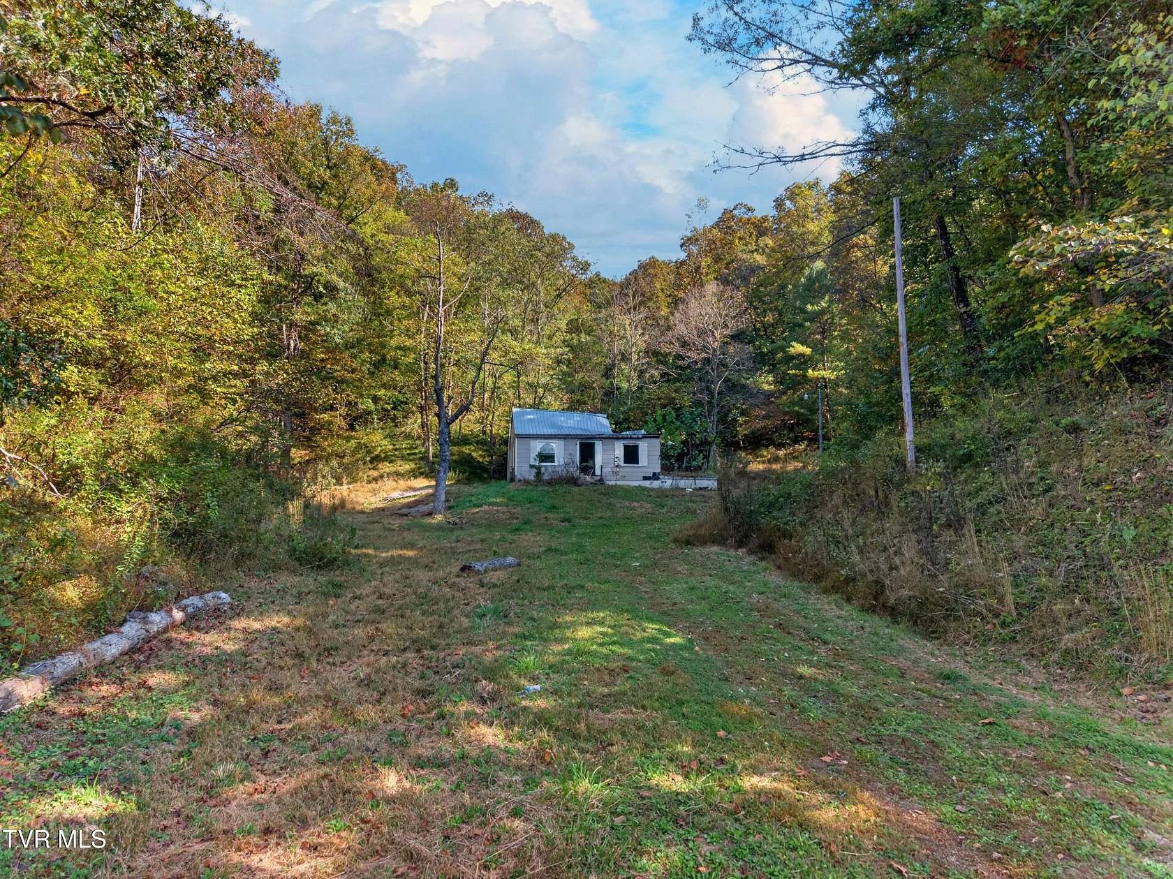 23 Acres of Recreational & Residential Land for Sale in Rogersville, Tennessee