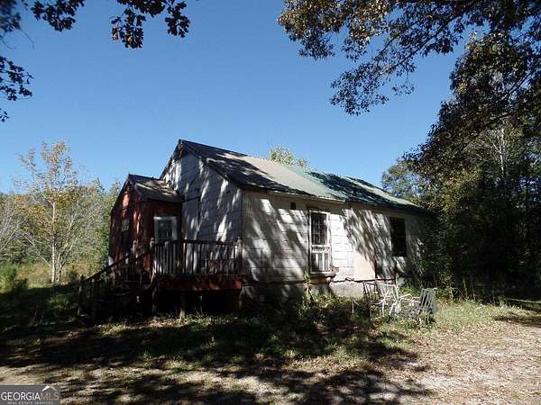 2.79 Acres of Land with Home for Sale in Newnan, Georgia