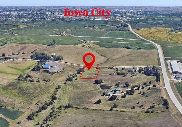 1 Acre of Residential Land for Sale in Iowa City, Iowa