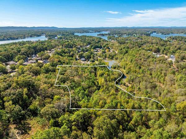 4.4 Acres of Residential Land for Sale in Hot Springs, Arkansas