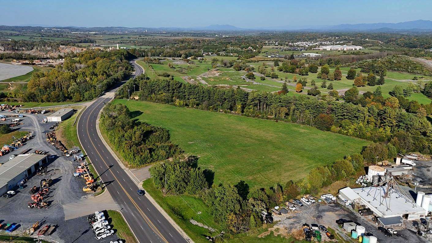 8 Acres of Mixed-Use Land for Auction in Staunton, Virginia