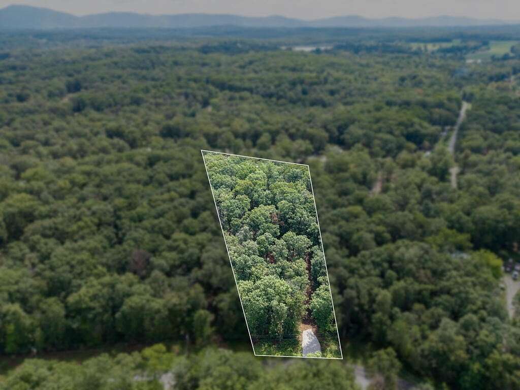 1.16 Acres of Residential Land for Sale in Crossville, Tennessee
