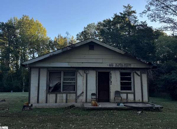 1.6 Acres of Land with Home for Sale in Pacolet, South Carolina