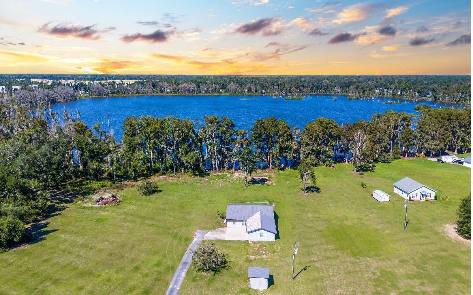 6.53 Acres of Land with Home for Sale in Jennings, Florida