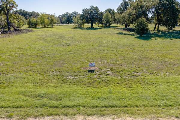 1 Acre of Residential Land for Sale in Dodd City, Texas