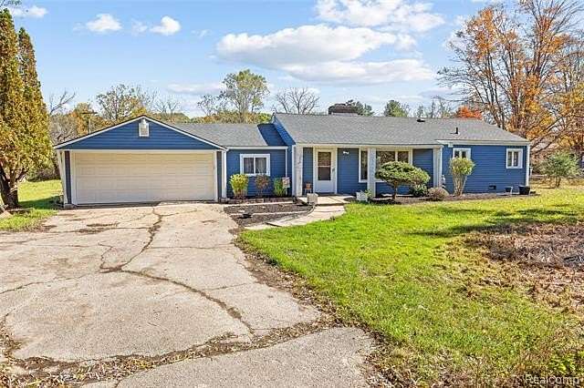 1.75 Acres of Land with Home for Lease in Northville Township, Michigan