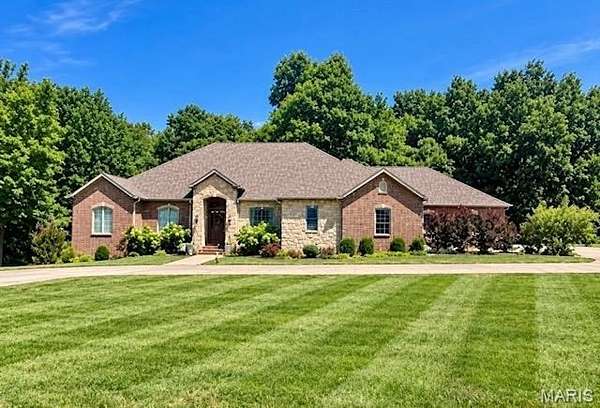 3 Acres of Land with Home for Sale in Cape Girardeau, Missouri