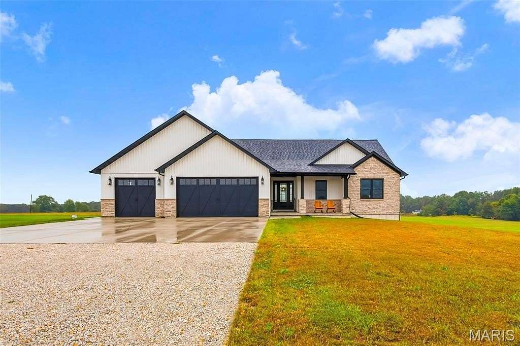 6 Acres of Land with Home for Sale in Troy, Missouri
