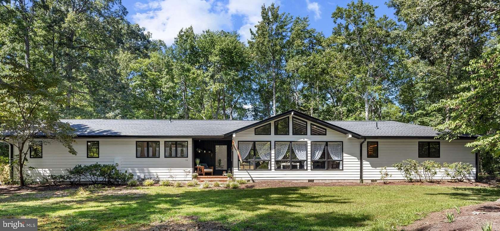 2 Acres of Land with Home for Sale in Queenstown, Maryland