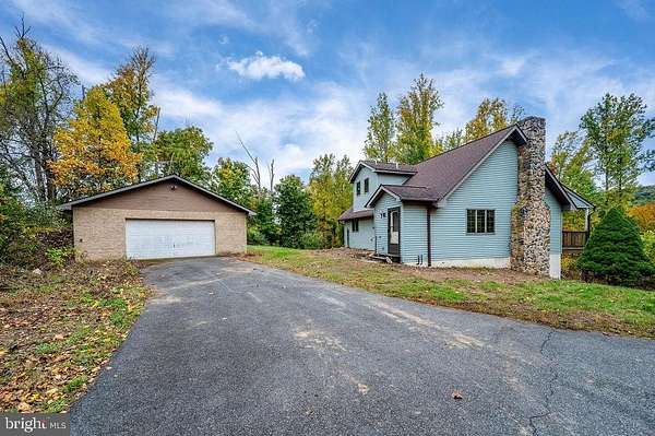 10.8 Acres of Land with Home for Sale in Oley, Pennsylvania - LandSearch