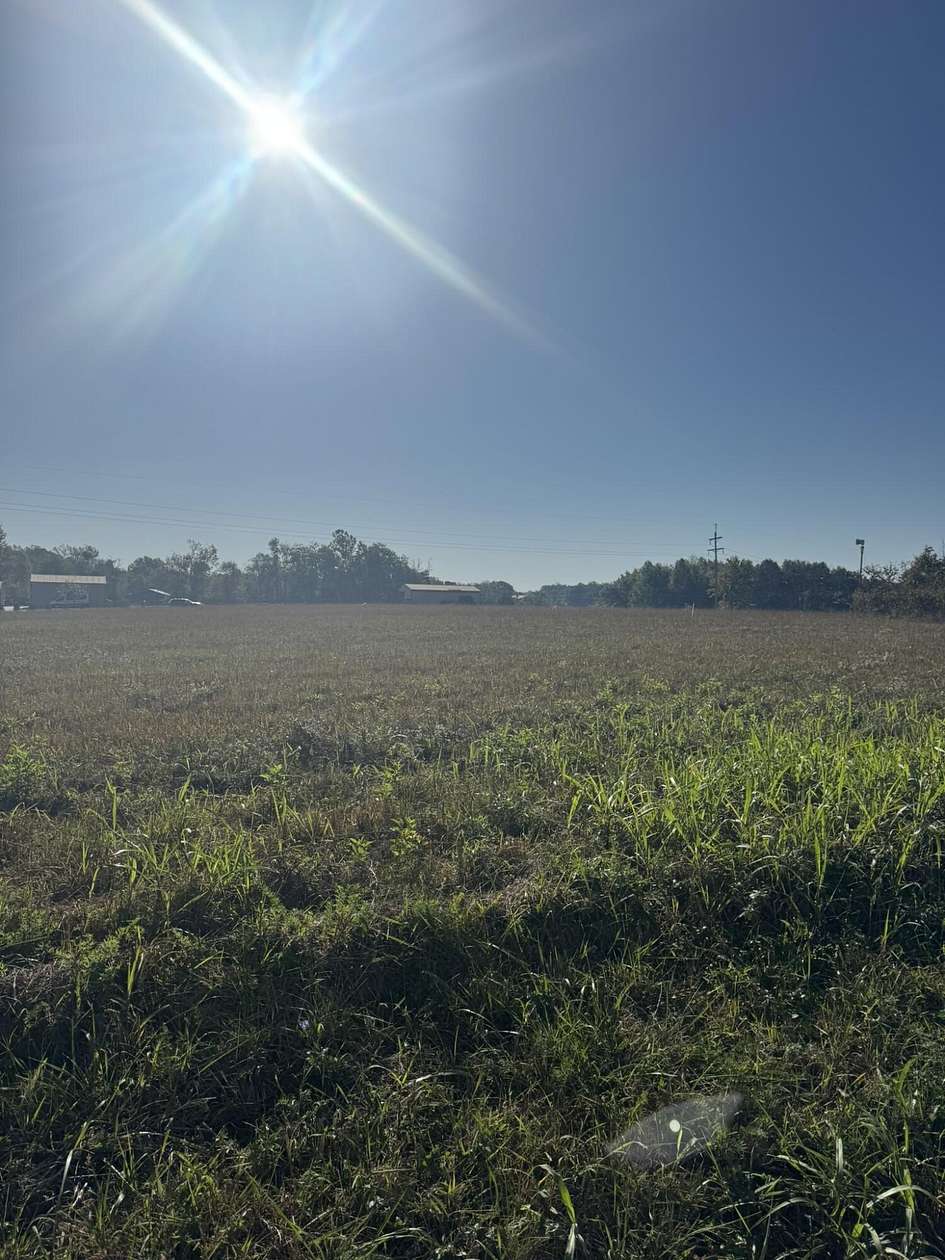 0.62 Acres of Residential Land for Sale in Russell Springs, Kentucky