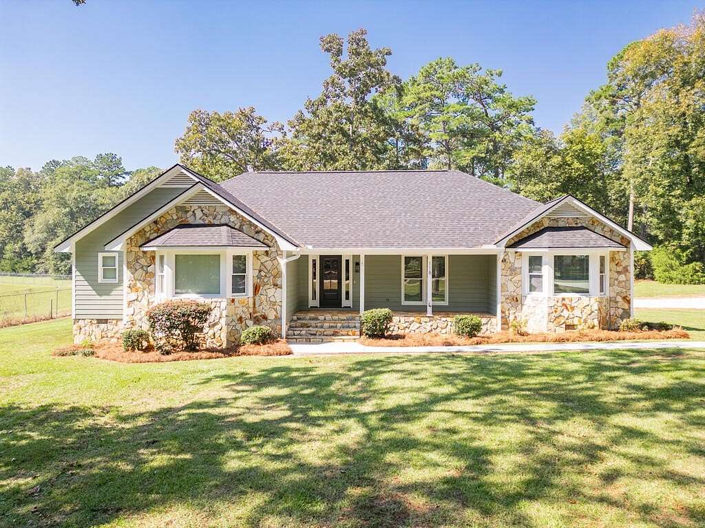 1.65 Acres of Land with Home for Sale in Leesburg, Georgia