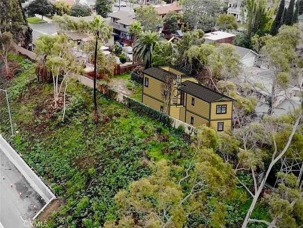 0.06 Acres of Residential Land for Sale in Los Angeles, California