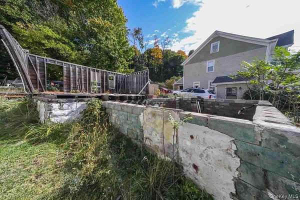 0.14 Acres of Residential Land for Sale in Walden, New York
