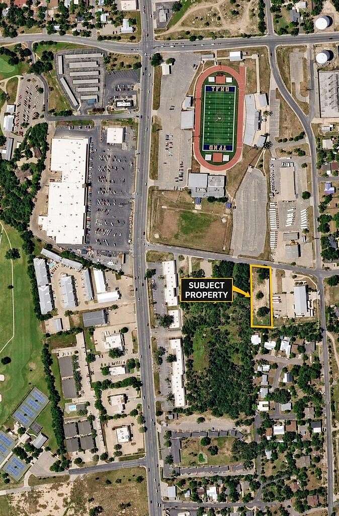 0.75 Acres of Commercial Land for Sale in Kerrville, Texas