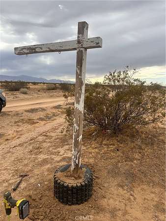 20 Acres of Recreational Land for Sale in Adelanto, California