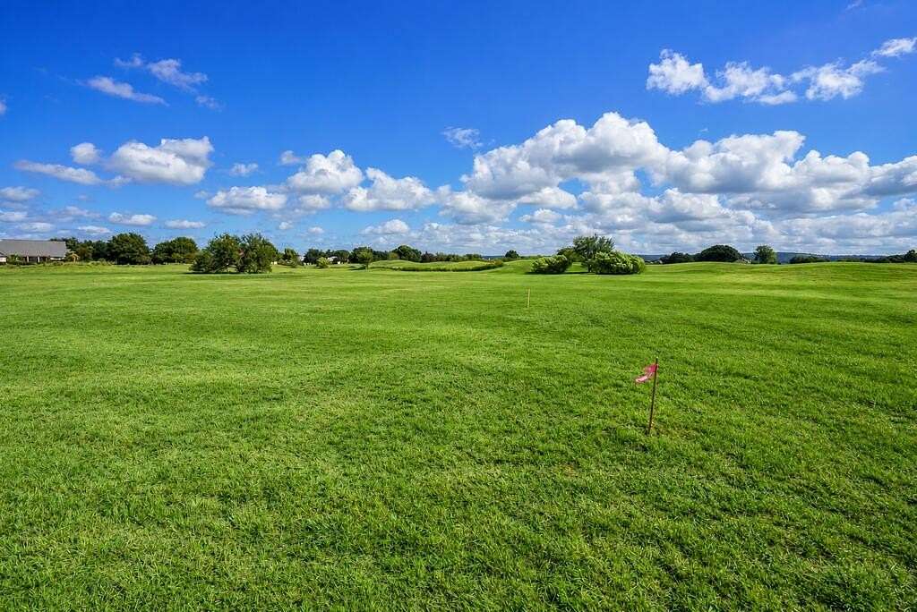 0.58 Acres of Residential Land for Sale in Kingsland, Texas
