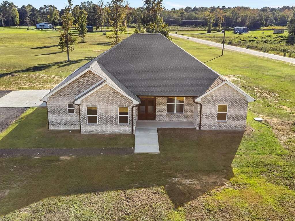 2 Acres of Land with Home for Sale in Picayune, Mississippi