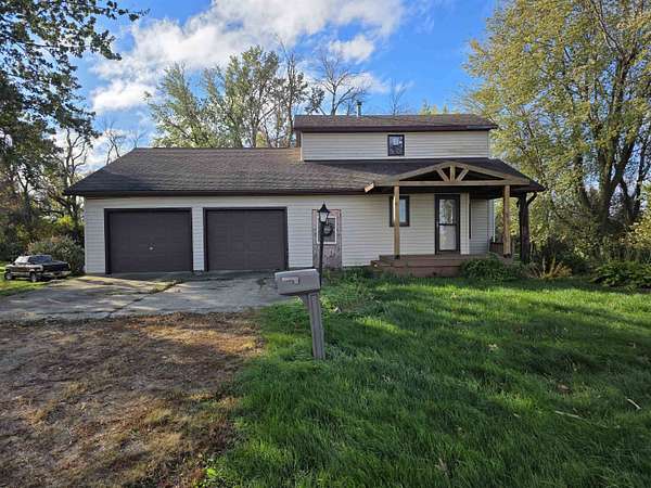 4.2 Acres of Land with Home for Sale in Archer, Iowa