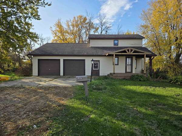4.2 Acres of Land with Home for Sale in Archer, Iowa