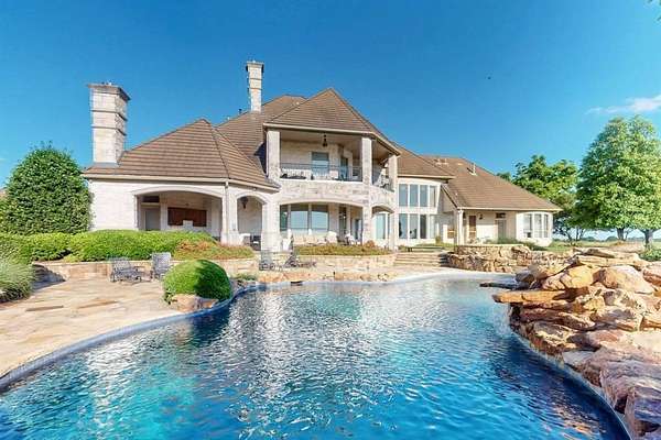 6 Acres of Land with Home for Sale in Forney, Texas