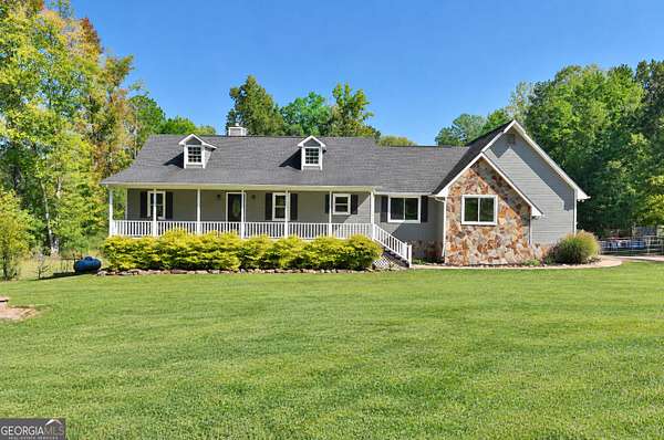 8 Acres of Land with Home for Sale in Newnan, Georgia