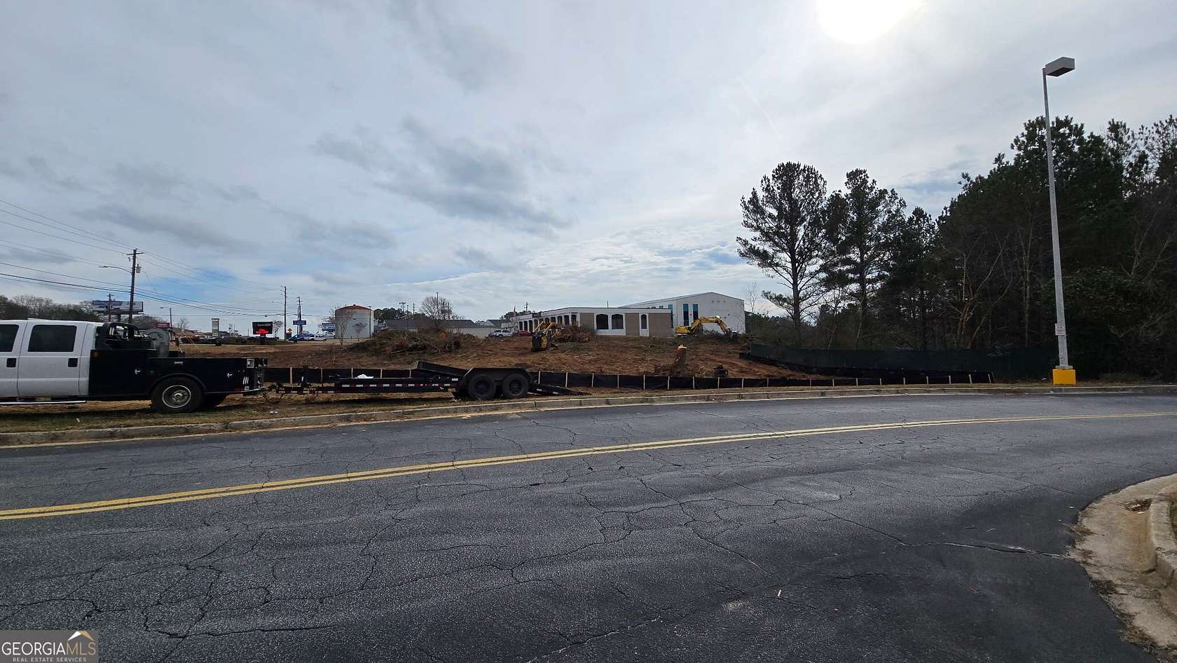 1.58 Acres of Commercial Land for Sale in Loganville, Georgia