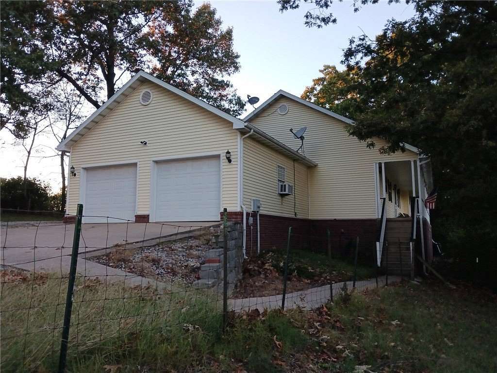 4.78 Acres of Land with Home for Sale in Harrison, Arkansas