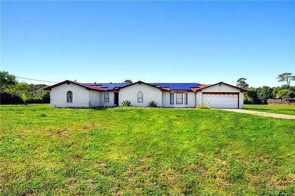 1.53 Acres of Land with Home for Sale in Corpus Christi, Texas