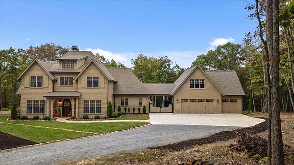 13.6 Acres of Land with Home for Sale in Signal Mountain, Tennessee