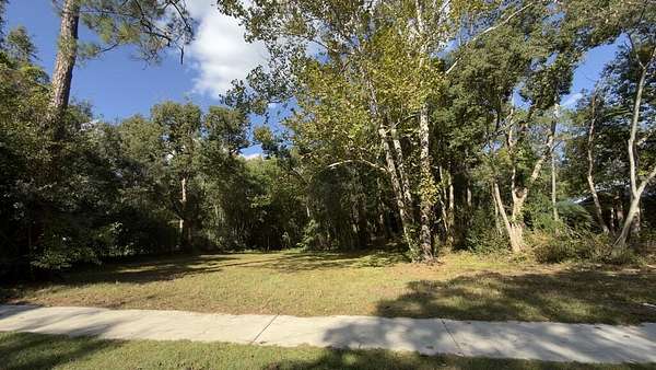 0.43 Acres of Residential Land for Sale in Thomasville, Georgia