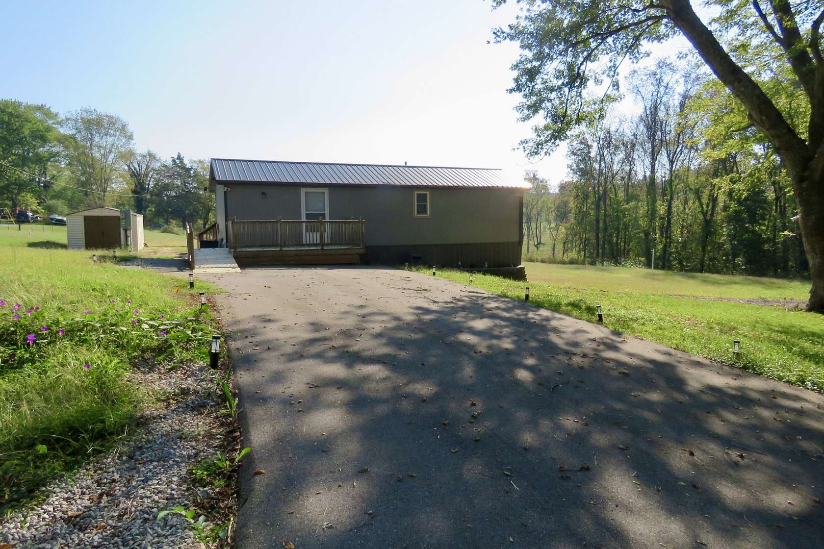 14 Acres of Land with Home for Sale in Sparta, Tennessee