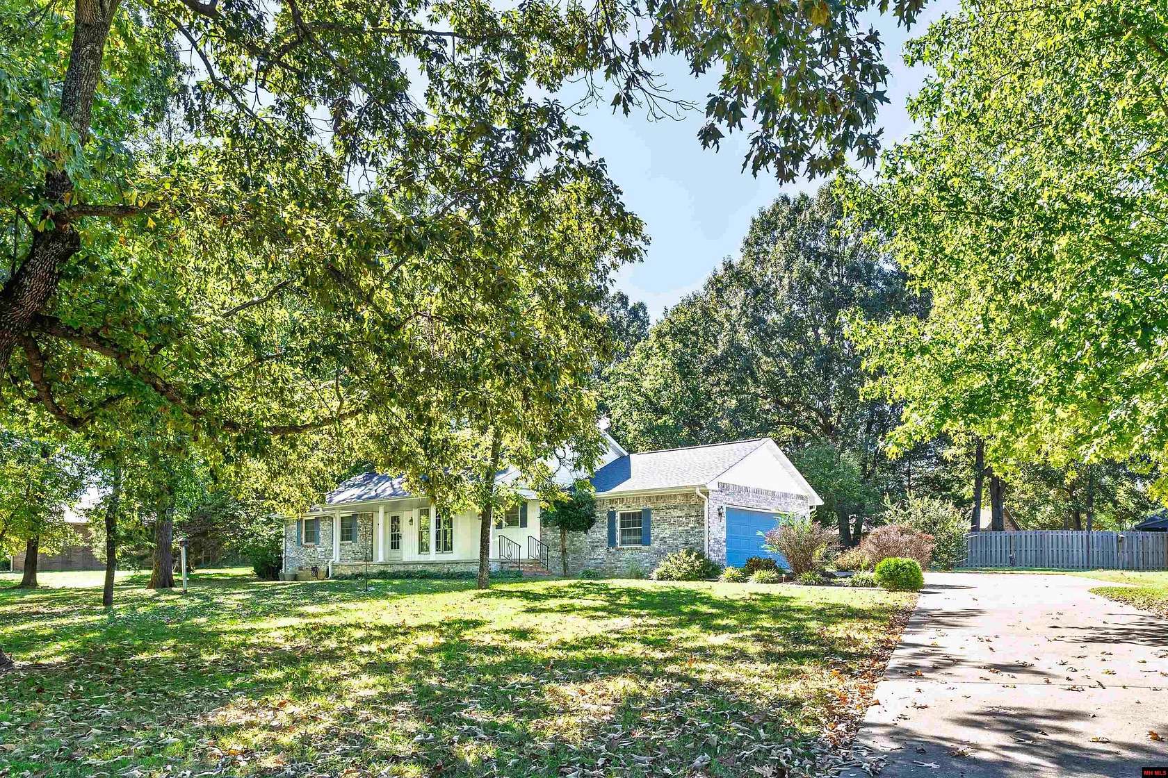 1.9 Acres of Land with Home for Sale in Mountain Home, Arkansas
