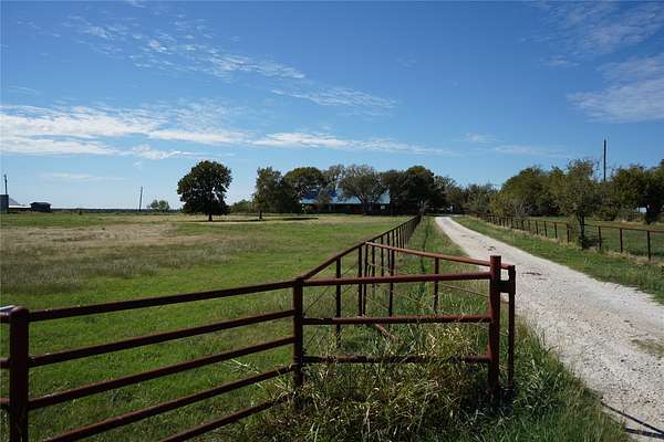 16 Acres of Land with Home for Lease in Pilot Point, Texas