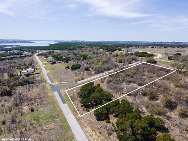 1 Acre of Residential Land for Sale in Graford, Texas