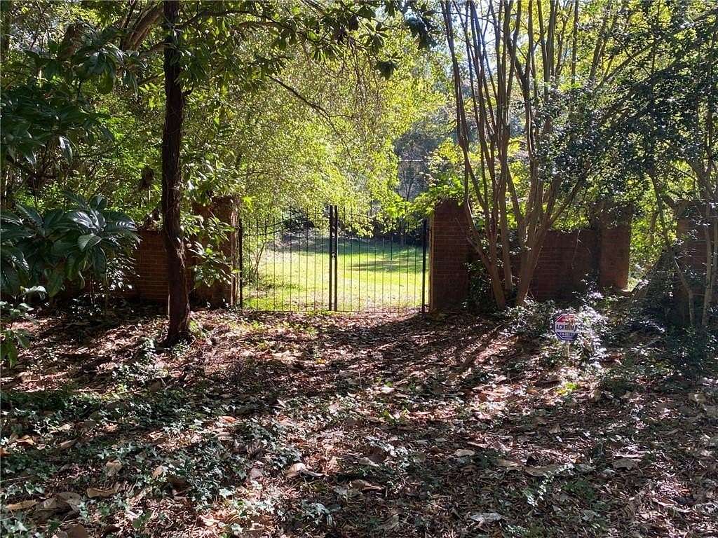 0.42 Acres of Residential Land for Sale in Atlanta, Georgia