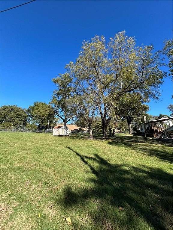 0.16 Acres of Residential Land for Sale in Leavenworth, Kansas