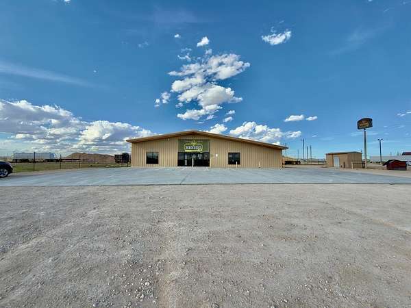 2 Acres of Improved Commercial Land for Sale in Odessa, Texas