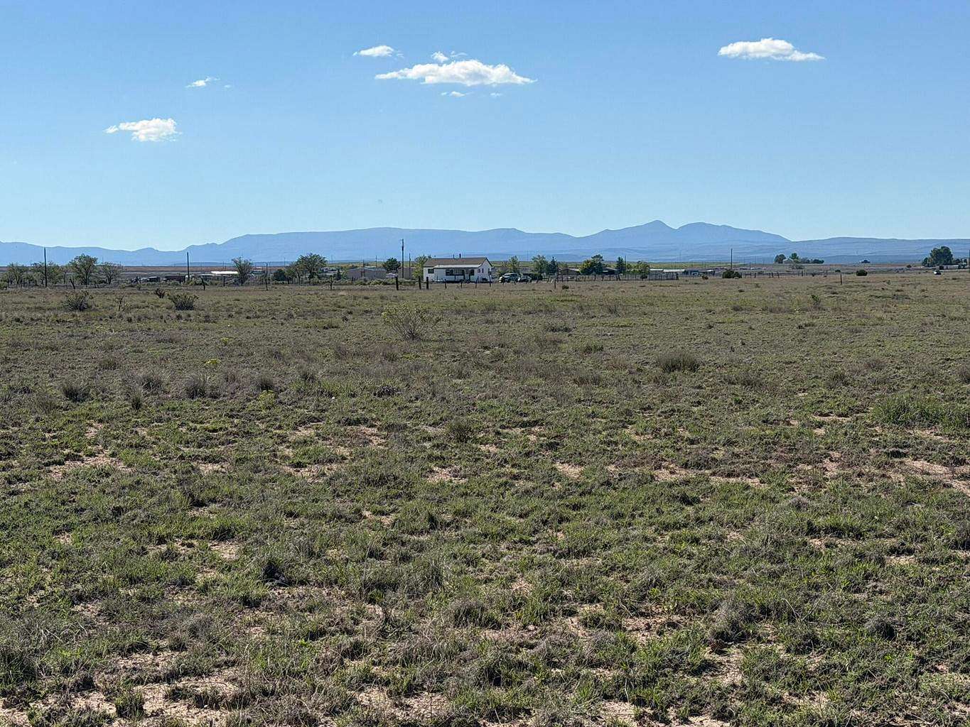 5 Acres of Land for Sale in McIntosh, New Mexico