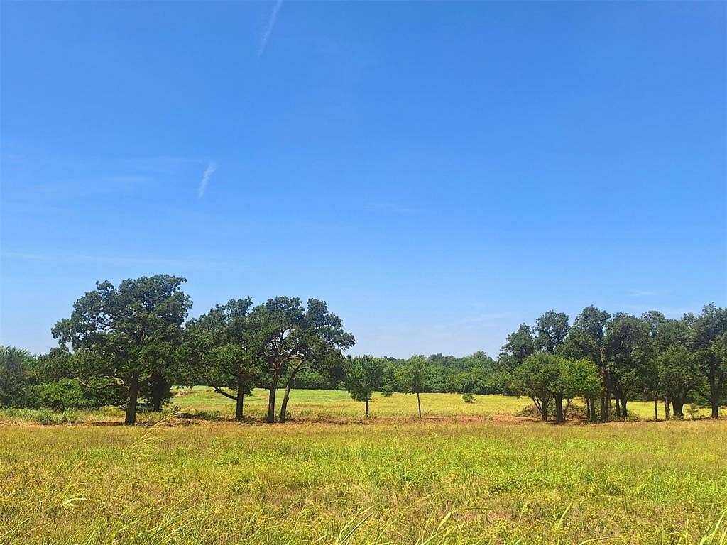 8.1 Acres of Residential Land for Sale in Guthrie, Oklahoma