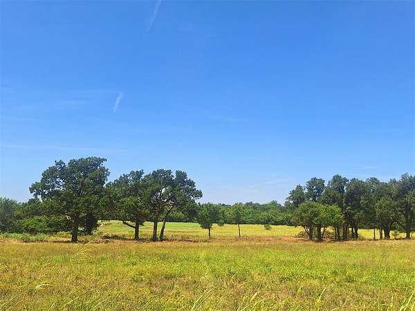 8.1 Acres of Residential Land for Sale in Guthrie, Oklahoma