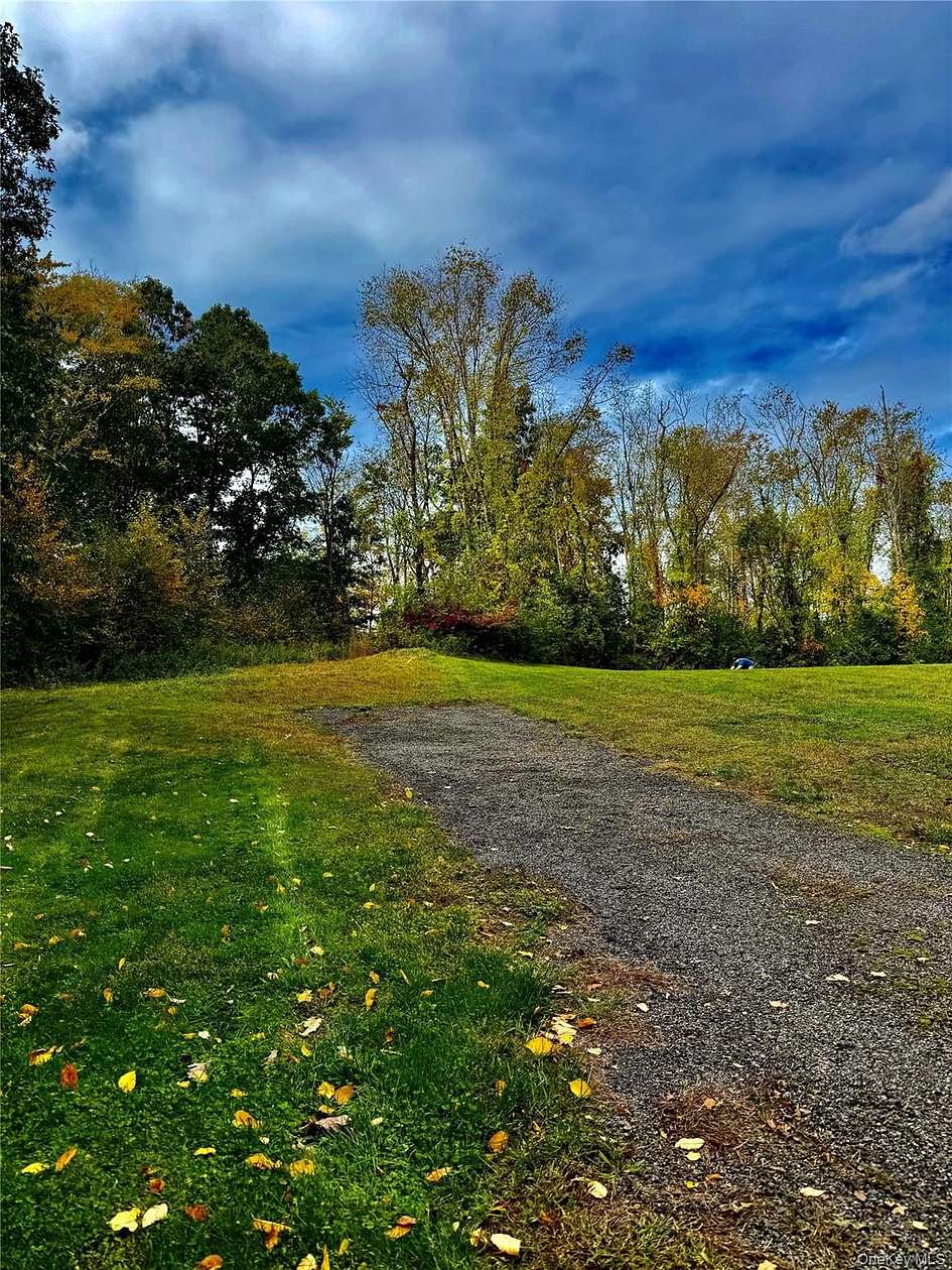 5.88 Acres of Residential Land for Sale in Brewster, New York