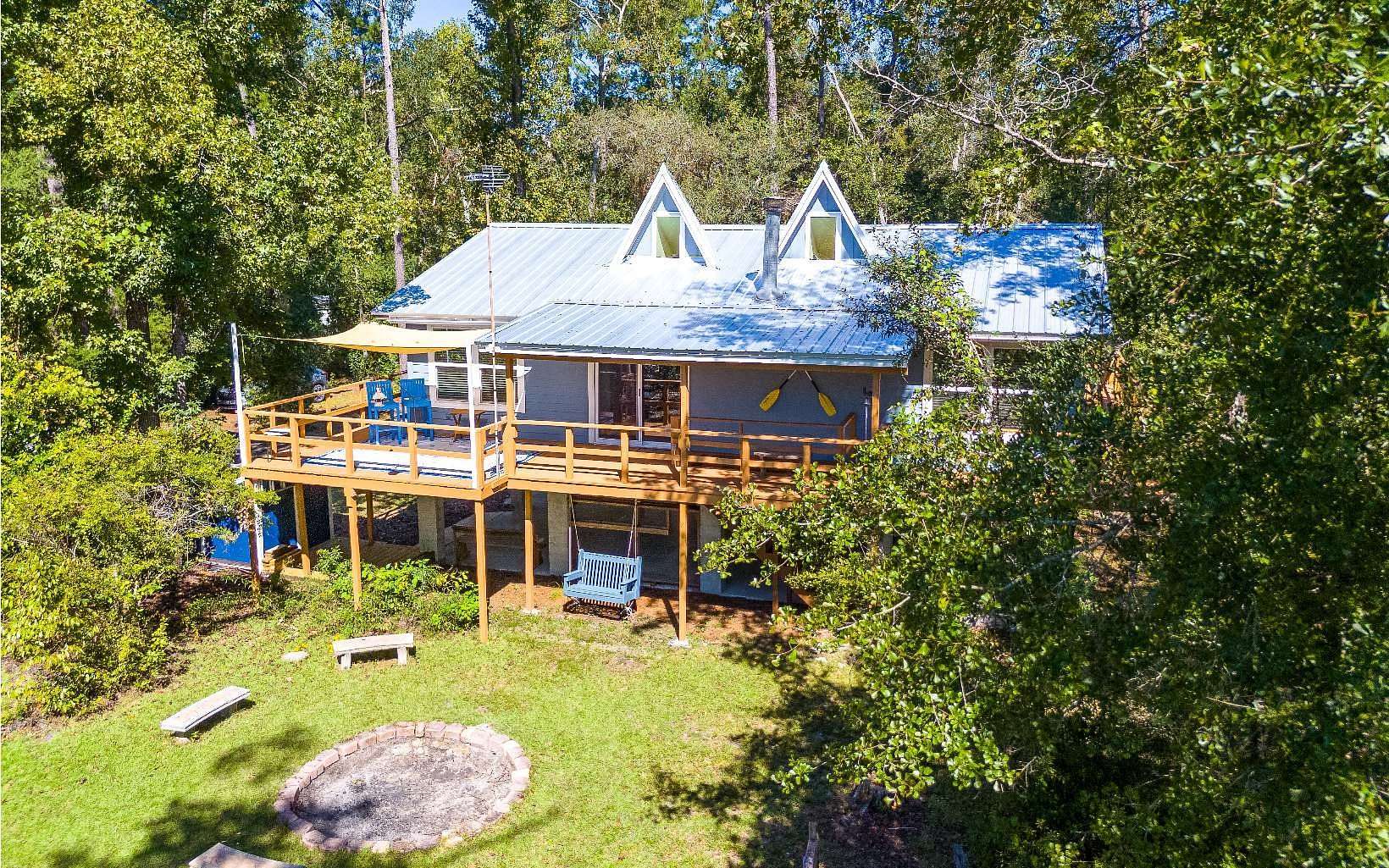 2 Acres of Land with Home for Sale in Jasper, Florida