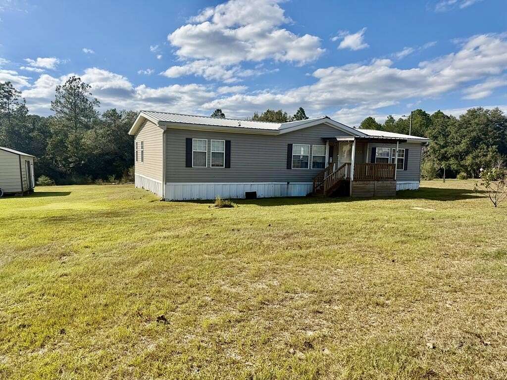 1.58 Acres of Land with Home for Sale in Picayune, Mississippi