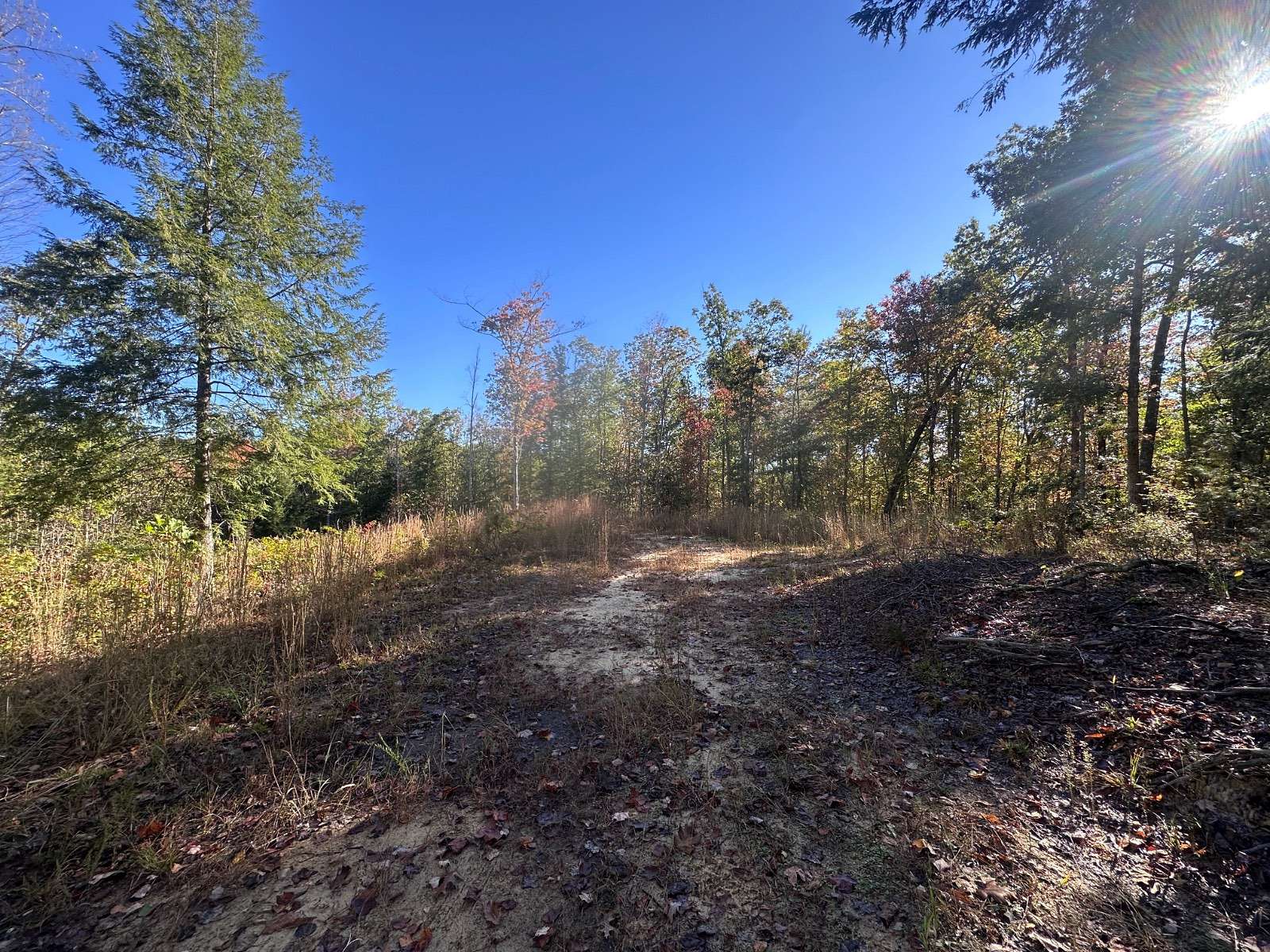 2.27 Acres of Residential Land for Sale in Jamestown, Tennessee