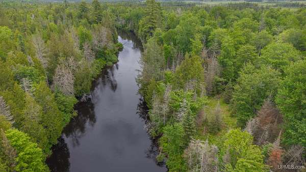 14 Acres of Recreational Land for Sale in Gwinn, Michigan