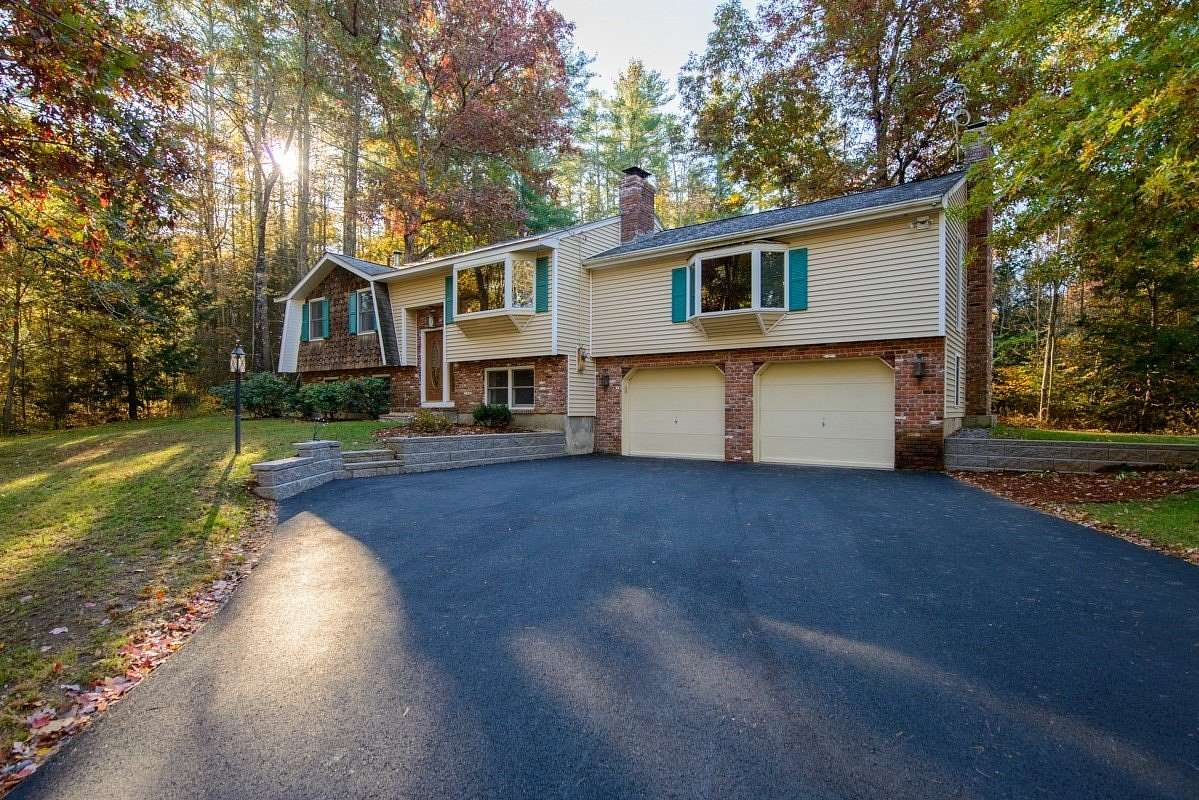 1.84 Acres of Land with Home for Sale in Pepperell, Massachusetts