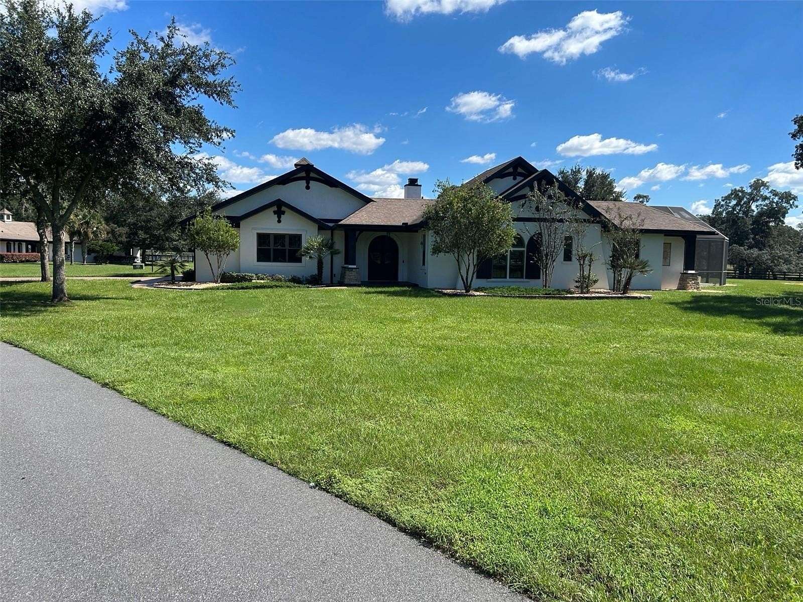 15 Acres of Land with Home for Lease in Ocala, Florida
