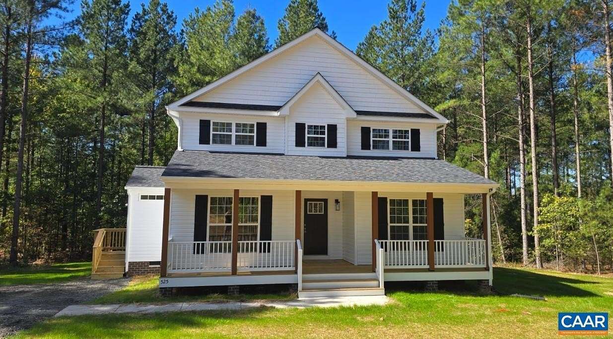 1.52 Acres of Land with Home for Sale in Louisa, Virginia