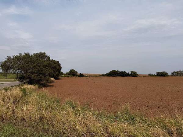 160 Acres of Land for Sale in Waukomis, Oklahoma